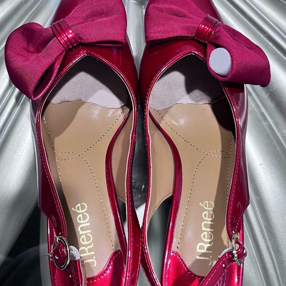 J.Renee Women’s Size 8.5 Red Patent Bow Slingback Heels - Picture 4 of 9